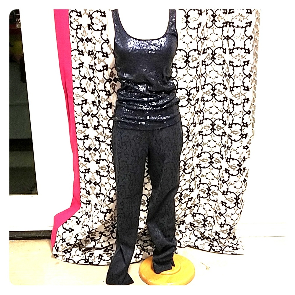 Navy fitted pants